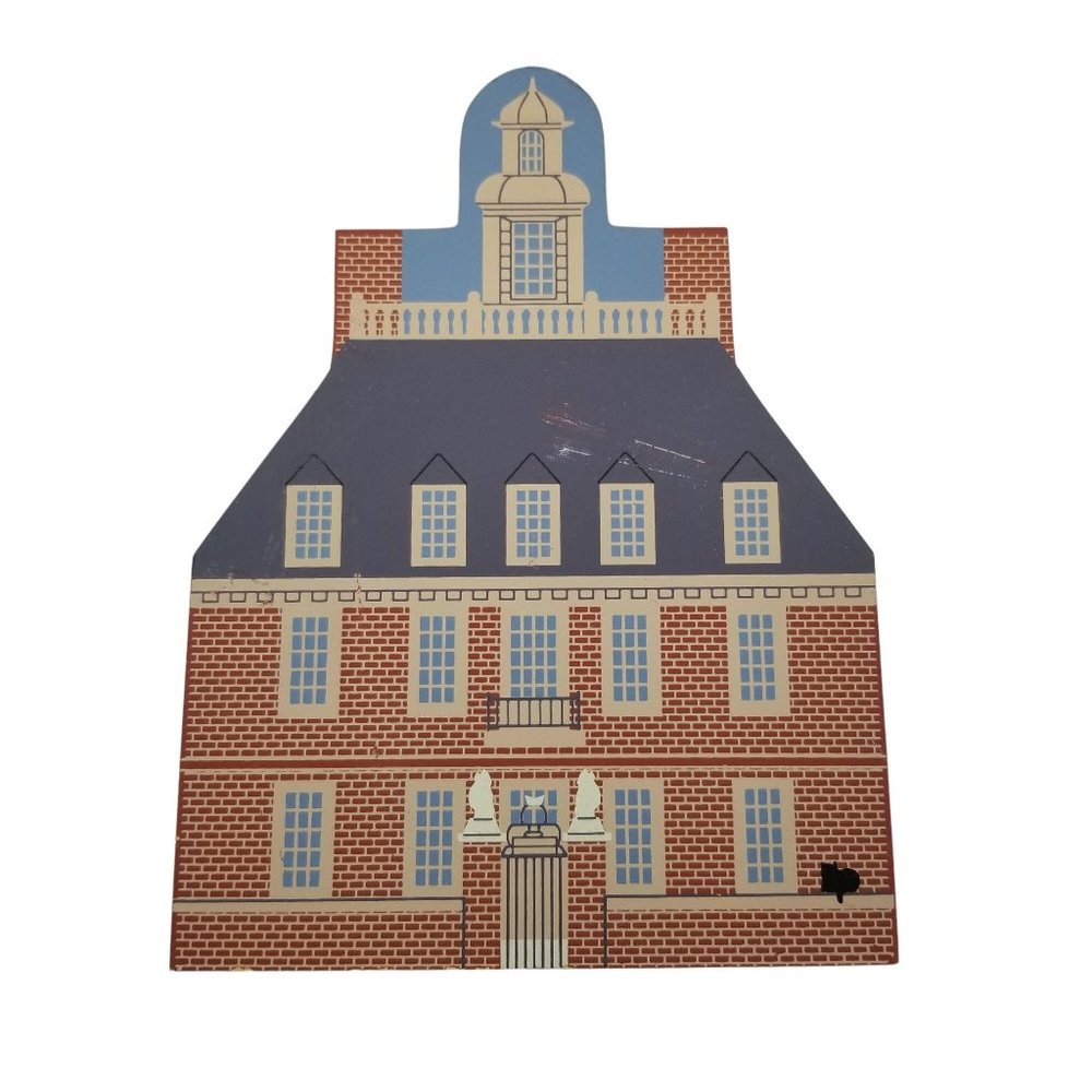 Cat's Meow Village Governor's Palace Williamsburg Series Shelf Sitter